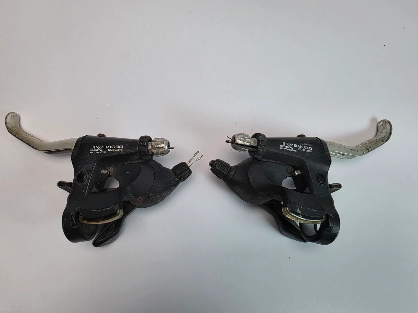 มือรวม Shimano XT 737