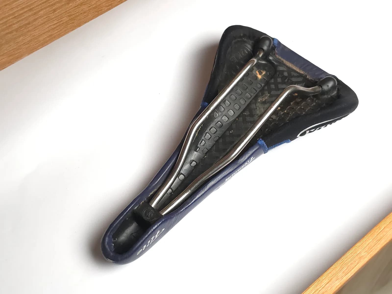 เบาะ Selle Italia Titanium