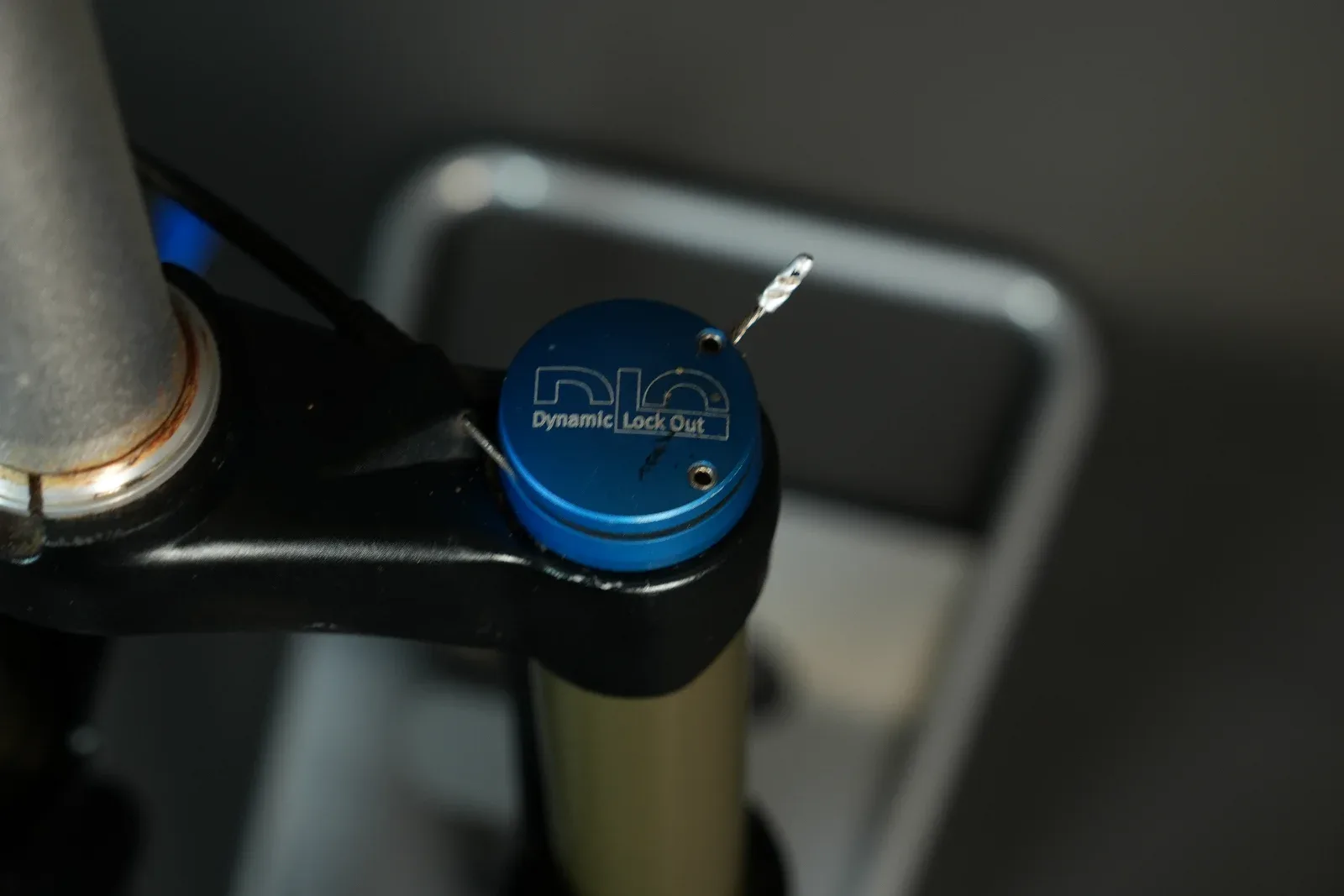 โช๊ค Magura Menja
